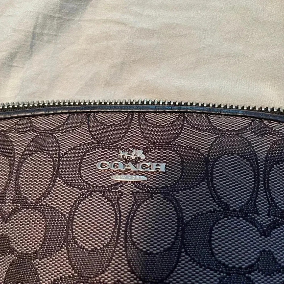 Coach Signature tote - Picture 9 of 9